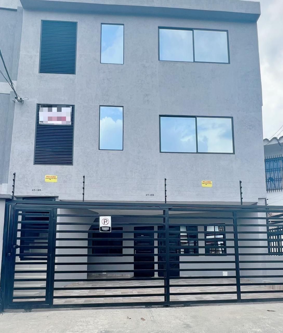 Edificio en venta Valle Del Cauca Cali Tequendama 340 m2 Habitaciones 12 Baños 6 Garajes 2 Precio $1200000000