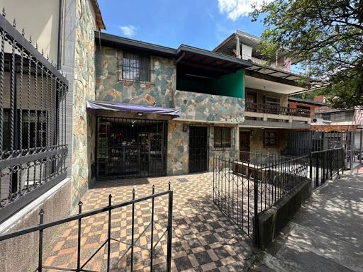 Casa en venta Antioquia Medellín La Colina 126 m2 Habitaciones 5 Baños 4 Garajes 1 Precio $720000000