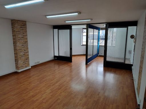 Oficina en venta Cundinamarca Bogotá Lago Gaitan 42 m2 Habitaciones 0 Baños 1 Garajes 1 Precio $250000000