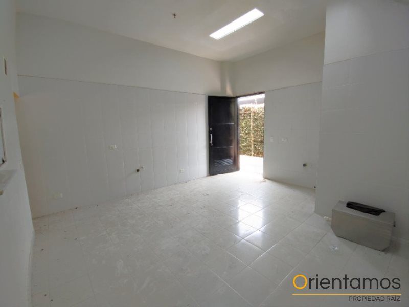 Local en arriendo Antioquia Rionegro El Porvenir 39 m2 Habitaciones 0 Baños 0 Garajes 0 Precio $2100000
