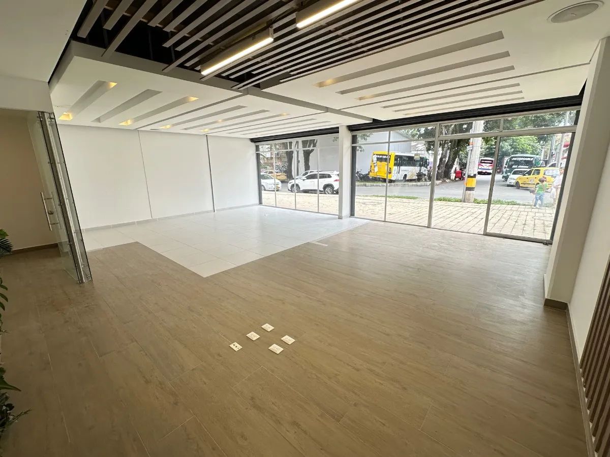 Local en arriendo Antioquia Medellín Cuarta Brigada 100 m2 Habitaciones 0 Baños 1 Garajes 0 Precio $6120000