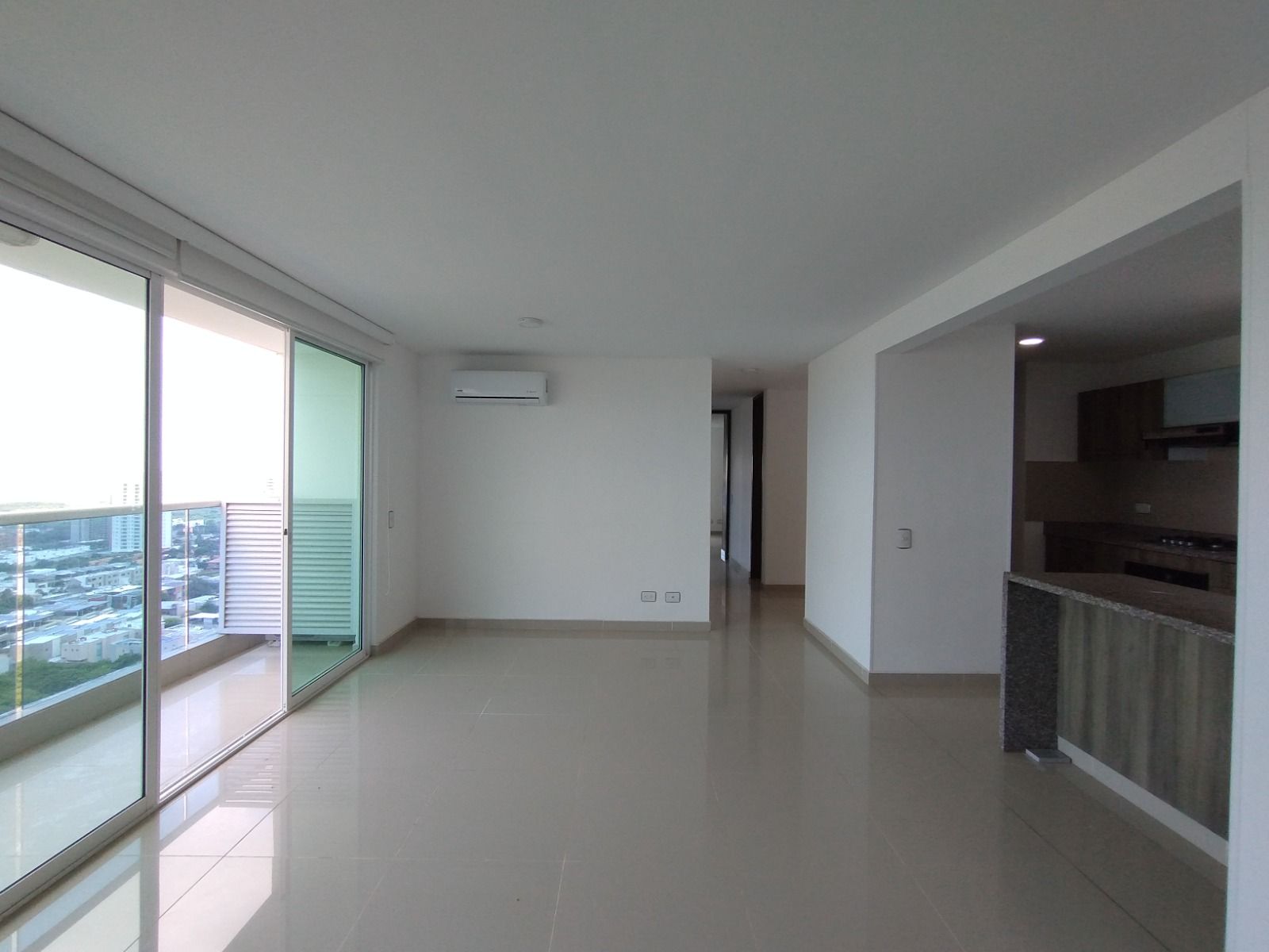 Apartamento en arriendo Atlántico Barranquilla Zona Franca Industrial 97 m2 Habitaciones 3 Baños 2 Garajes 2 Precio $3100000