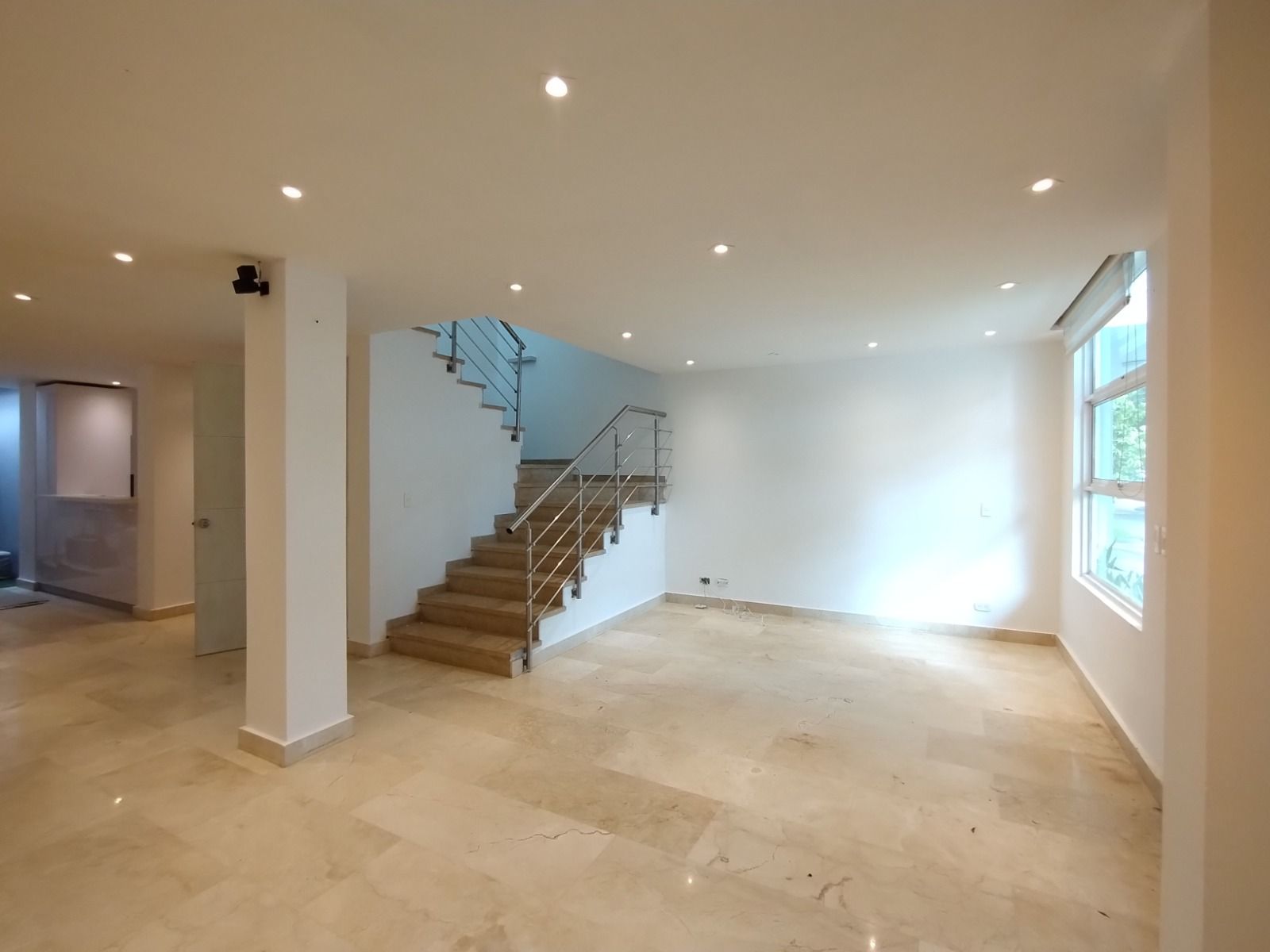 Casa en arriendo o venta Atlántico Barranquilla Ub Vista Del Mar Ii 200 m2 Habitaciones 4 Baños 3 Garajes 1 Precio venta $970000000 Precio arriendo $7700000