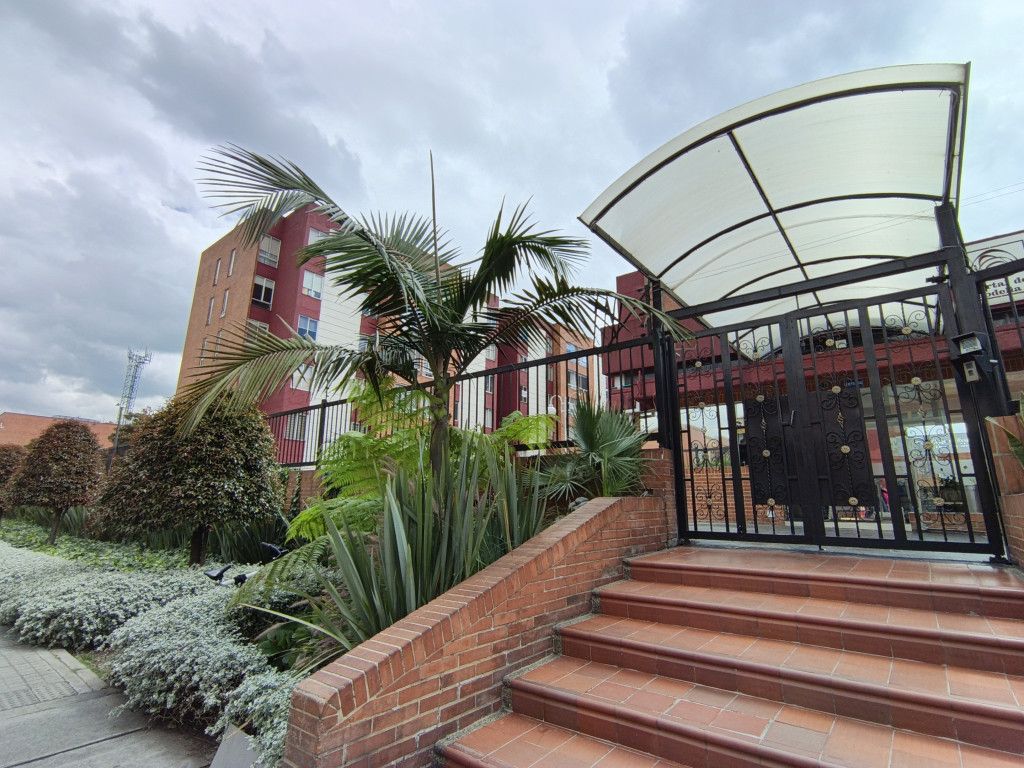 Apartamento en venta Cundinamarca Bogotá El Tintal Asd 55 m2 Habitaciones 3 Baños 2 Garajes 1 Precio $400000000