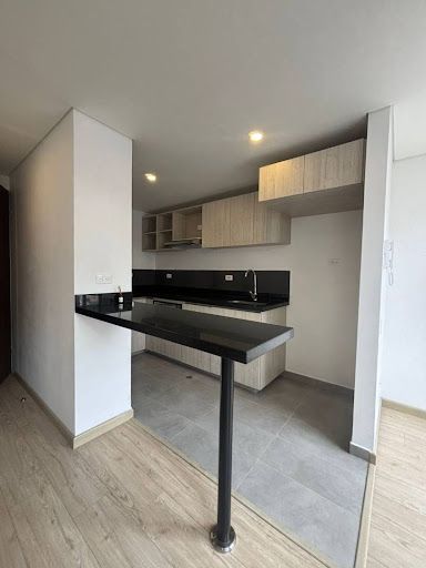 Apartaestudio en arriendo Cundinamarca Bogotá San Martin 32 m2 Habitaciones 1 Baños 1 Garajes 0 Precio $1600000