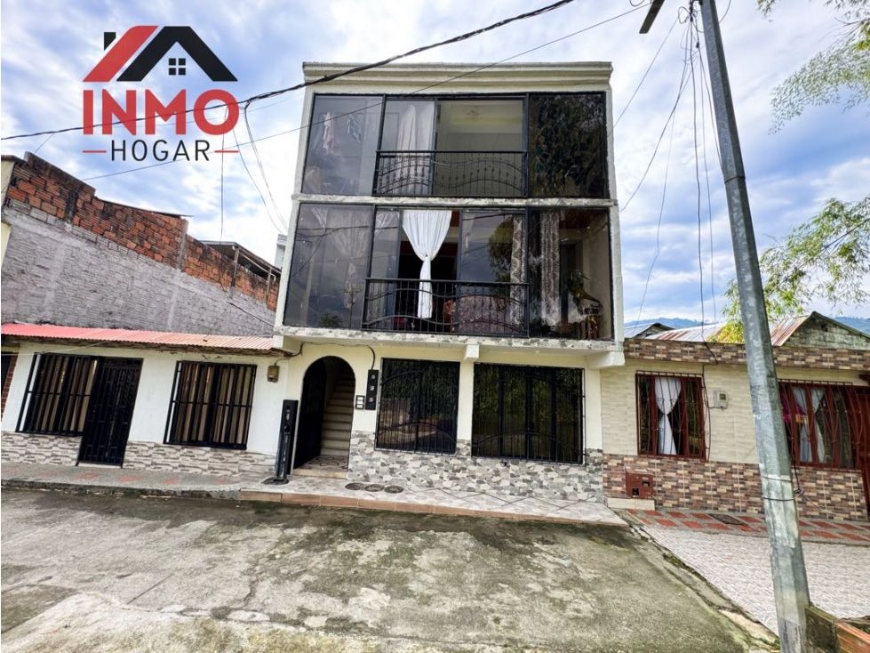 Casa en venta Risaralda Dosquebradas Ub Los Reyes 330 m2 Habitaciones 11 Baños 6 Garajes 0 Precio $400000000