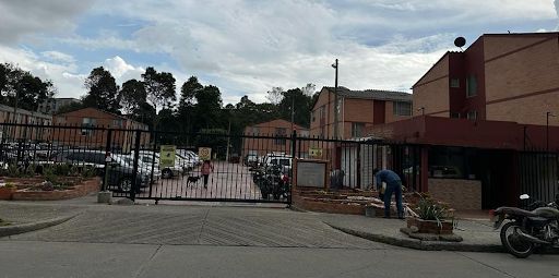 Casa en venta Cundinamarca Bogotá El Tintal Asd 54 m2 Habitaciones 3 Baños 2 Garajes 0 Precio $275000000