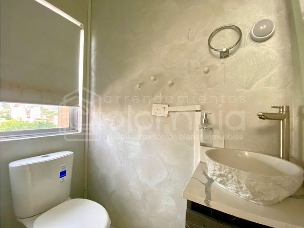 Apartamento en arriendo Antioquia Medellín Laureles 160 m2 Habitaciones 3 Baños 3 Garajes 1 Precio $4500000