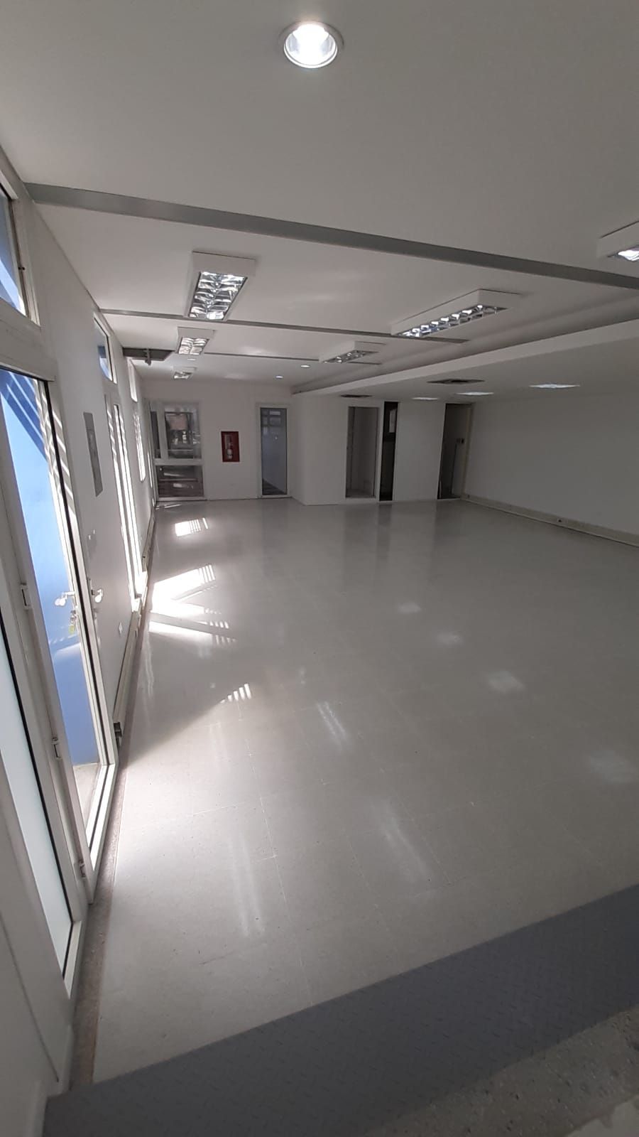 Oficina en arriendo Valle Del Cauca Cali Versalles 170 m2 Habitaciones 0 Baños 3 Garajes 2 Precio $7100000