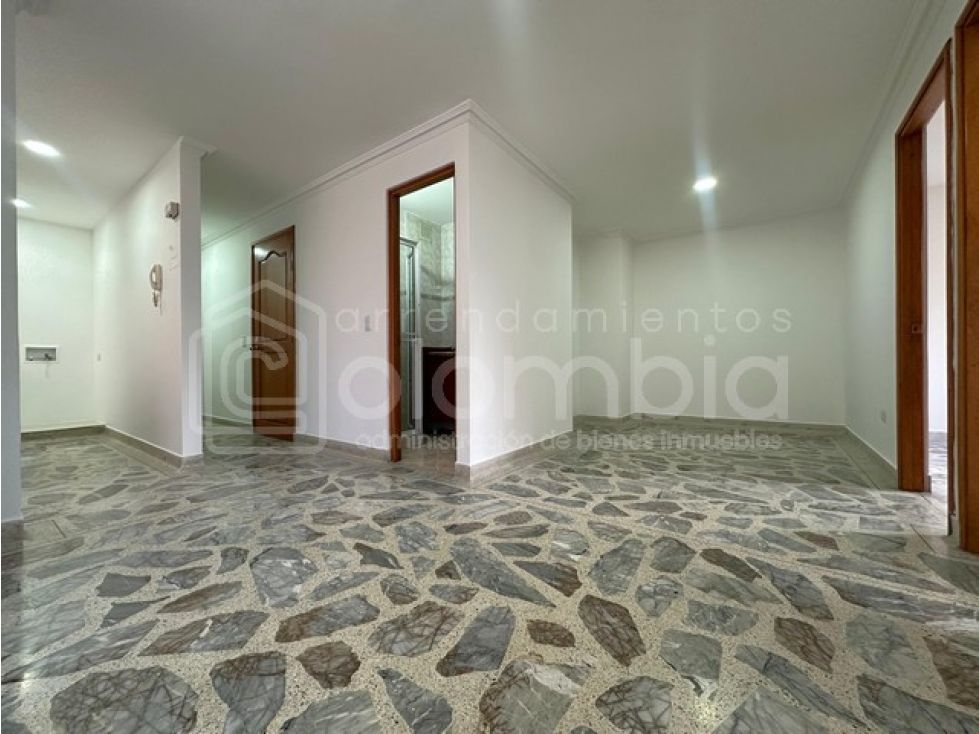 Apartamento en arriendo Antioquia Envigado El Portal 75 m2 Habitaciones 3 Baños 2 Garajes 1 Precio $2800000