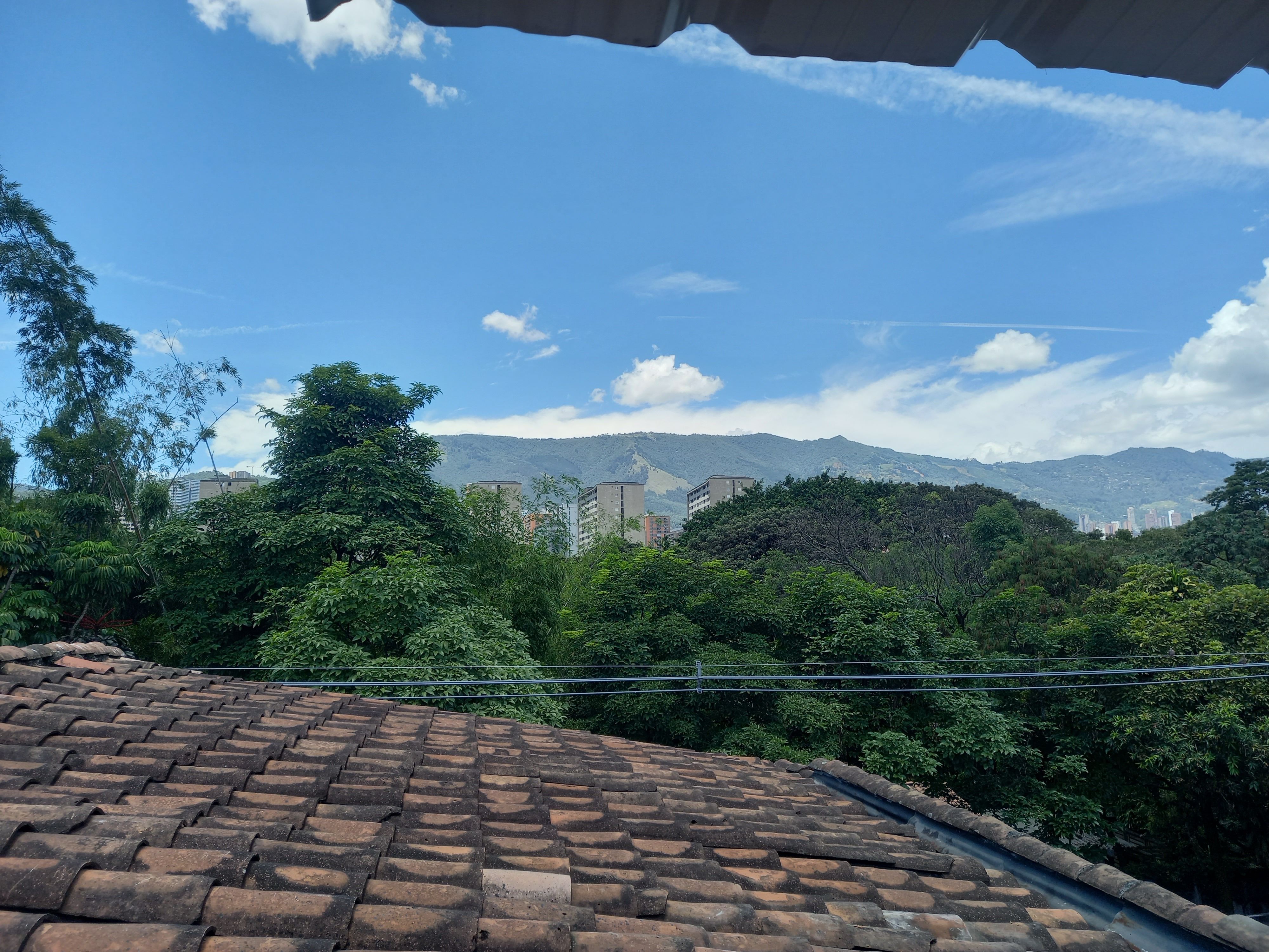 Apartamento en arriendo Antioquia Medellín Santa Fe 92 m2 Habitaciones 3 Baños 1 Garajes 0 Precio $2240000