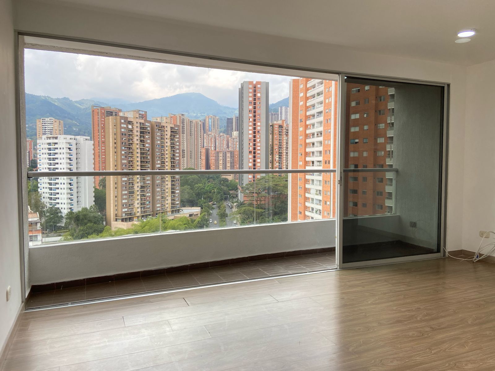 Apartamento en venta Antioquia Sabaneta Vegas De San José 76 m2 Habitaciones 3 Baños 2 Garajes 2 Precio $510000000