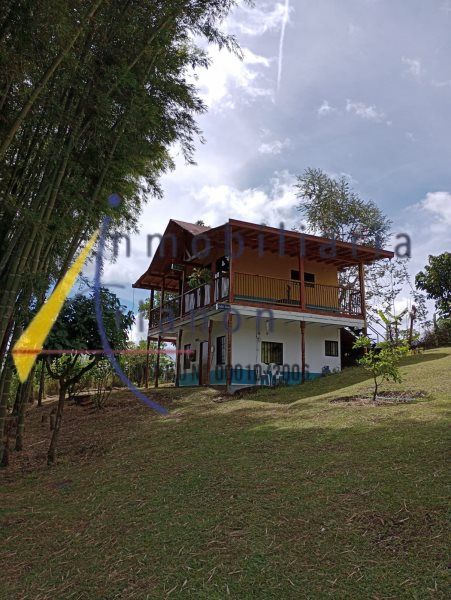 Casa en arriendo Antioquia Peñol Peñol 3500 m2 Habitaciones 1 Baños 1 Garajes 1 Precio $1500000