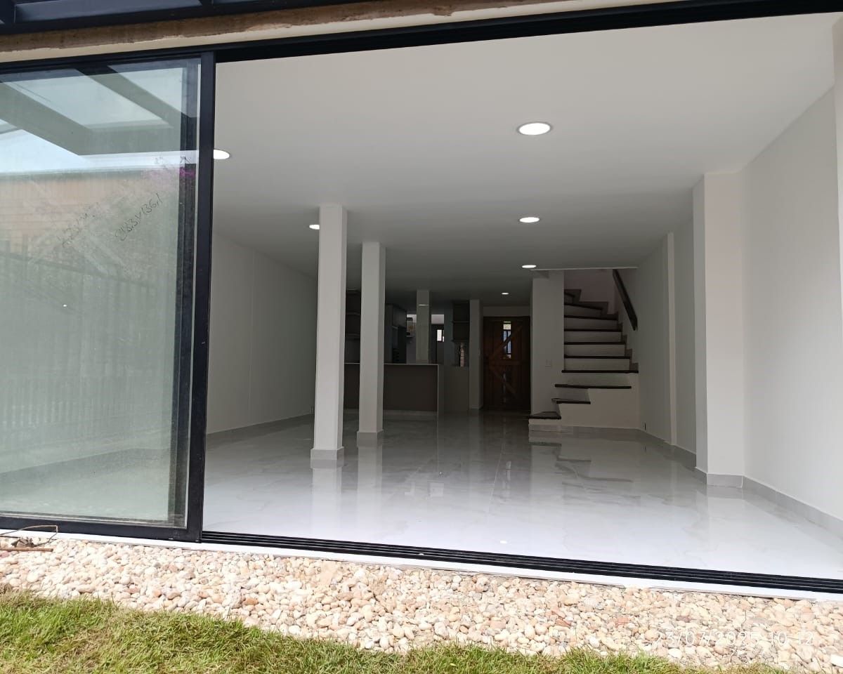 Casa en arriendo Antioquia Envigado Villa Grande 210 m2 Habitaciones 3 Baños 3 Garajes 2 Precio $7800000