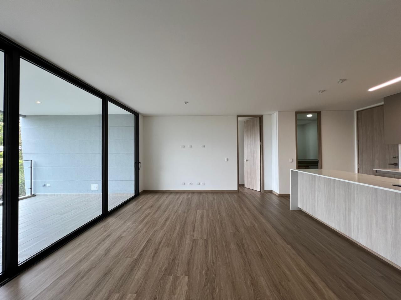 Apartamento en arriendo Antioquia Rionegro Ub Pietra Santa Et Iv 105 m2 Habitaciones 2 Baños 3 Garajes 2 Precio $6400000