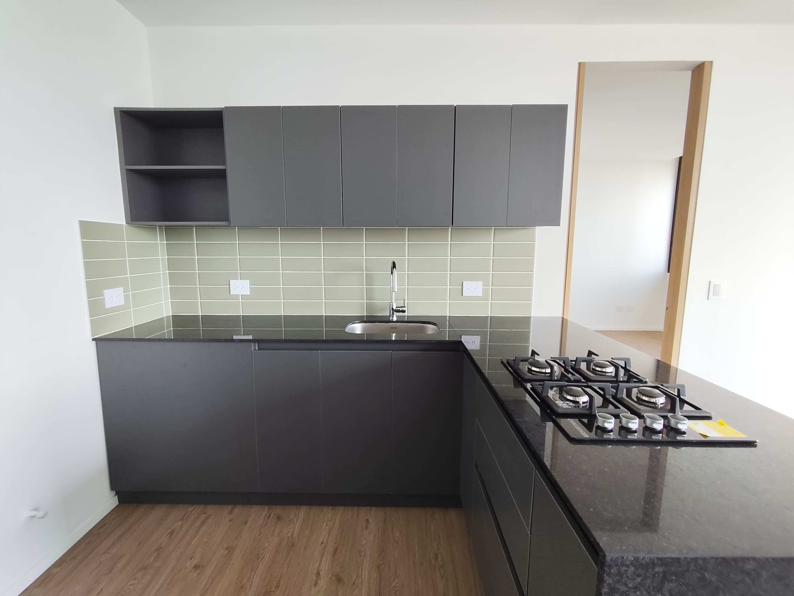 Apartamento en arriendo Risaralda Pereira Pereira 80 m2 Habitaciones 2 Baños 3 Garajes 2 Precio $3000000