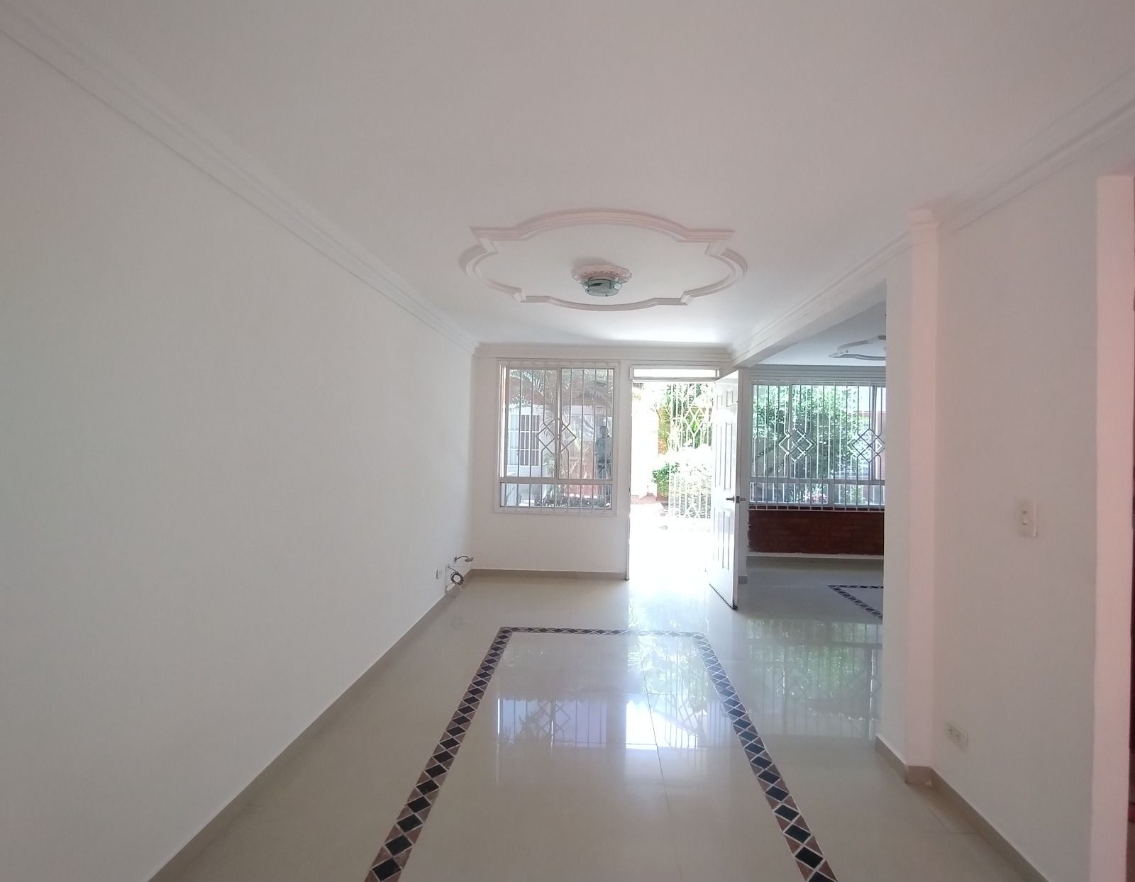 Casa en arriendo Atlántico Barranquilla Romance 90 m2 Habitaciones 3 Baños 2 Garajes 1 Precio $2700000