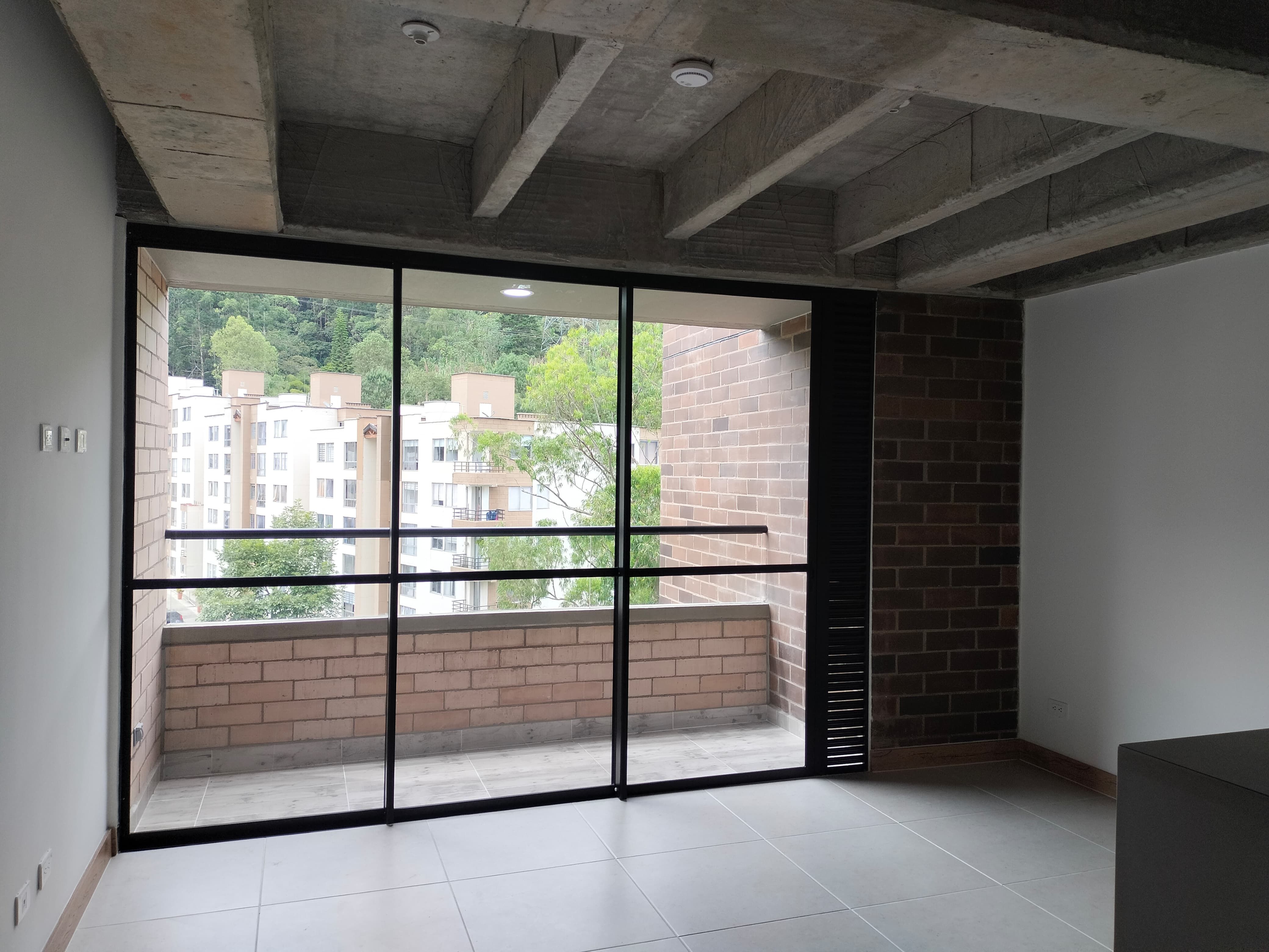 Apartamento en arriendo Antioquia Medellín Milan Condominios 45 m2 Habitaciones 1 Baños 1 Garajes 1 Precio $2650000