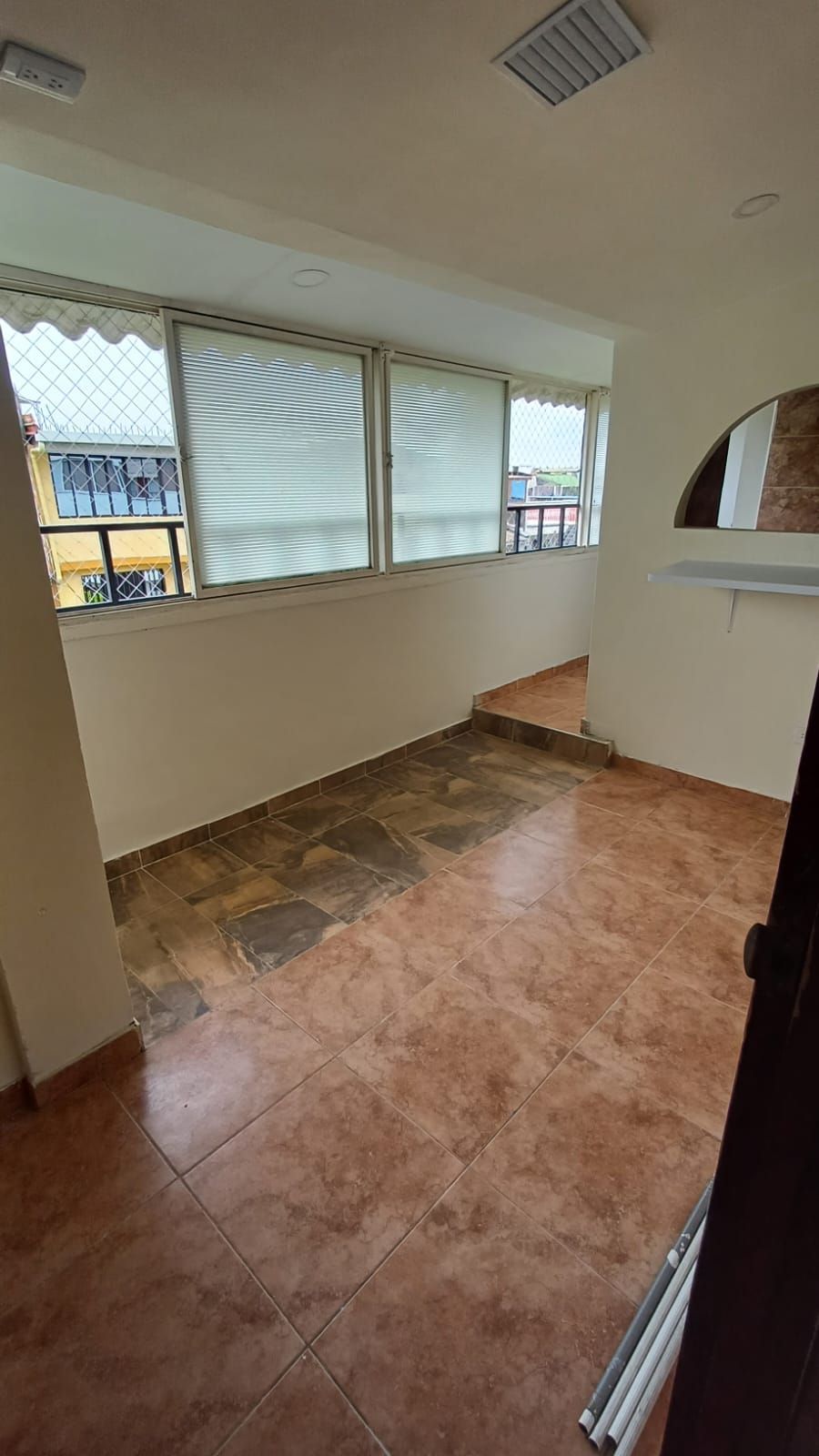 Apartaestudio en arriendo Valle Del Cauca Cali San Cristobal 38 m2 Habitaciones 1 Baños 1 Garajes 0 Precio $600000