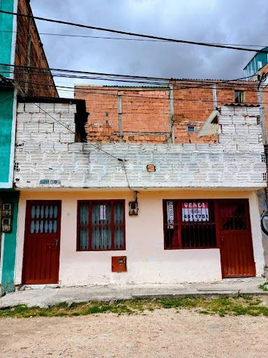Casa en venta Cundinamarca Bogotá Calandaima 60 m2 Habitaciones 3 Baños 1 Garajes 0 Precio $230000000