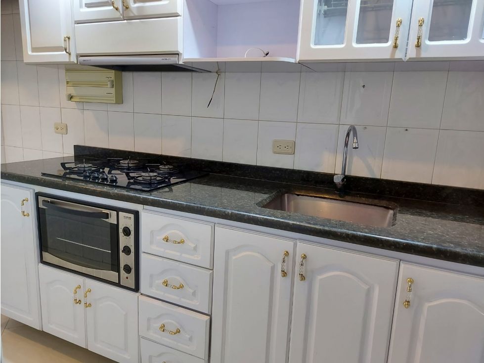 Casa en venta Cundinamarca Bogotá Capellanía 106 m2 Habitaciones 3 Baños 2 Garajes 1 Precio $500000000