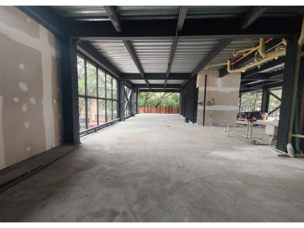 Local en arriendo Antioquia Medellín Florida Nueva 130 m2 Habitaciones 0 Baños 2 Garajes 0 Precio $11000000