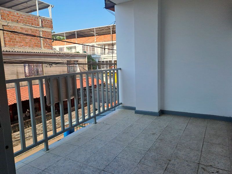 Apartamento en arriendo Valle Del Cauca Cali Santo Domingo 120 m2 Habitaciones 3 Baños 2 Garajes 1 Precio $1200000
