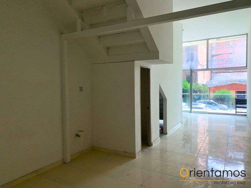 Local en arriendo Antioquia Envigado La Paz 451 m2 Habitaciones 0 Baños 1 Garajes 0 Precio $23800000