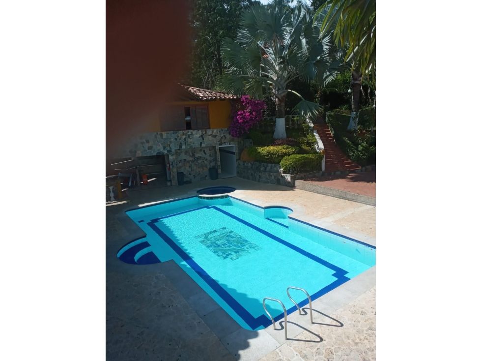 Finca en venta Antioquia Girardota Girardota 1000 m2 Habitaciones 14 Baños 6 Garajes 5 Precio $2500000000