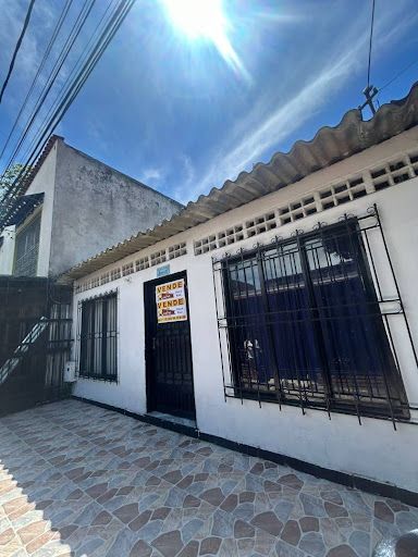 Casa en venta Huila Neiva Candido Leguizamo 100 m2 Habitaciones 3 Baños 1 Garajes 1 Precio $170000000