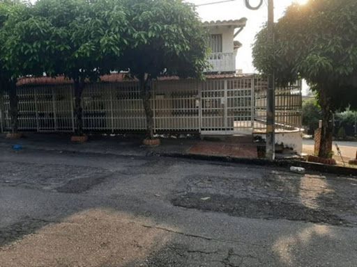 Casa en arriendo Huila Neiva Campo Nuñez 180 m2 Habitaciones 4 Baños 4 Garajes 2 Precio $2400000