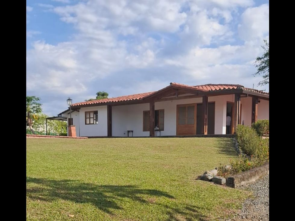 Casa Campestre en venta Caldas Manizales Manizales 300 m2 Habitaciones 3 Baños 2 Garajes 0 Precio $800000000