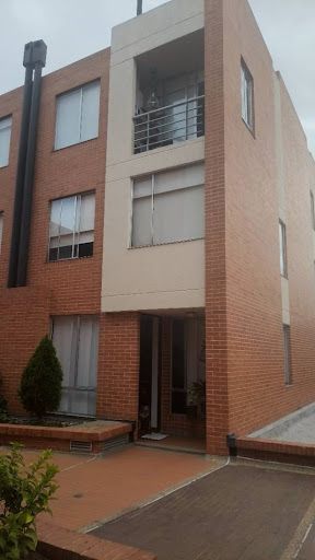 Casa en venta Cundinamarca Bogotá El Vervenal 109 m2 Habitaciones 3 Baños 2 Garajes 1 Precio $575000000