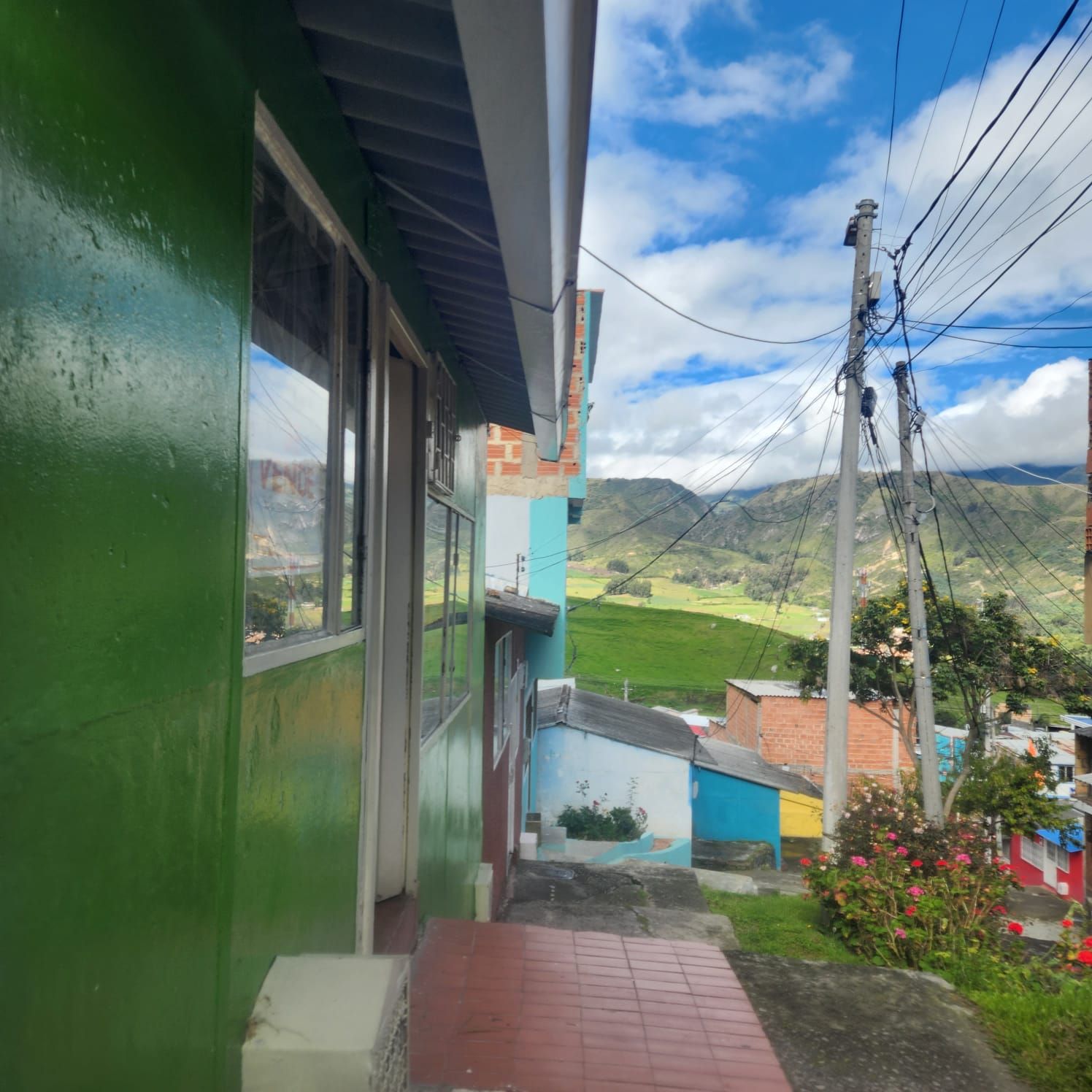 Casa en venta Cundinamarca Bogotá Serranias 66 m2 Habitaciones 3 Baños 1 Garajes 0 Precio $110000000