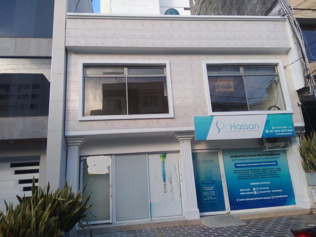 Local en venta Valle Del Cauca Cali San Vicente 300 m2 Habitaciones 0 Baños 5 Garajes 1 Precio $570000000