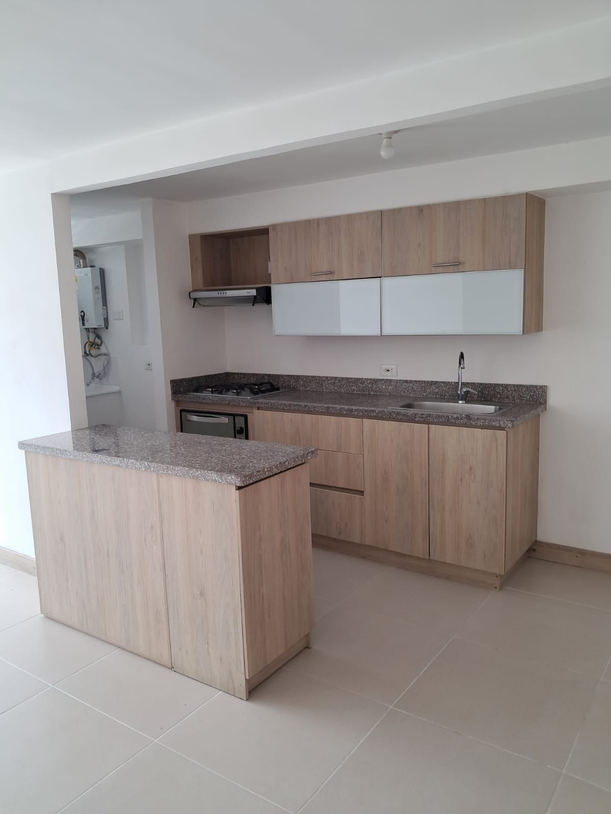 Apartamento en arriendo Antioquia La Ceja Ofir 65 m2 Habitaciones 3 Baños 2 Garajes 1 Precio $2800000