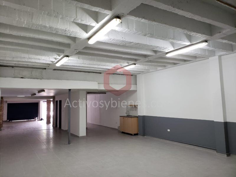 Local en arriendo Antioquia Medellín Guayabal 200 m2 Habitaciones 0 Baños 2 Garajes 0 Precio $7800000