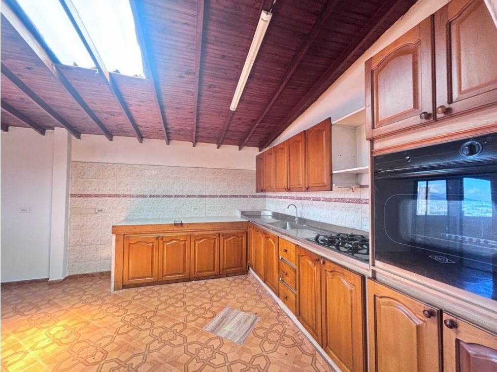 Casa en arriendo Antioquia Medellín Aranjuez 370 m2 Habitaciones 5 Baños 3 Garajes 0 Precio $3500000