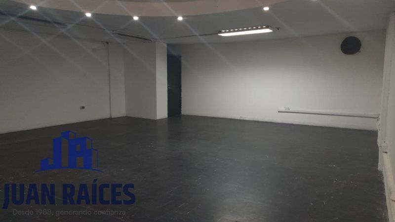 Local en arriendo Antioquia Caldas Caldas 300 m2 Habitaciones 0 Baños 2 Garajes 0 Precio $5000000