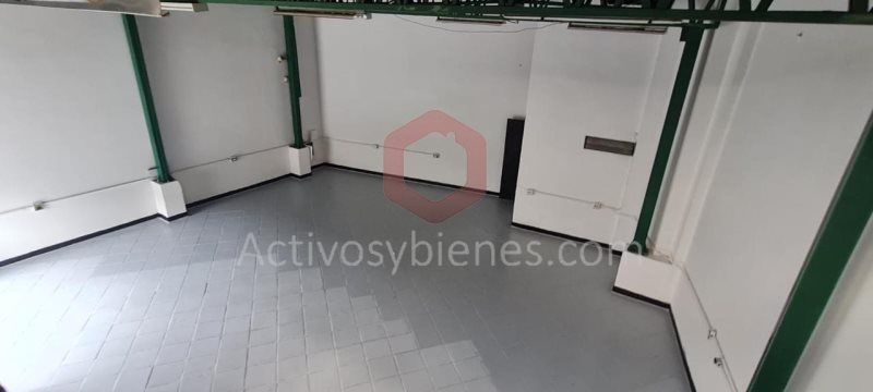 Local en arriendo Antioquia Medellín Parque J Emilio Valderrama 180 m2 Habitaciones 0 Baños 2 Garajes 0 Precio $7800000