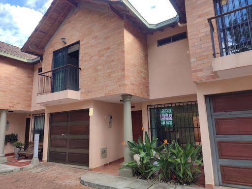 Casa en arriendo Antioquia Rionegro Gualanday 150 m2 Habitaciones 3 Baños 3 Garajes 1 Precio $3500000
