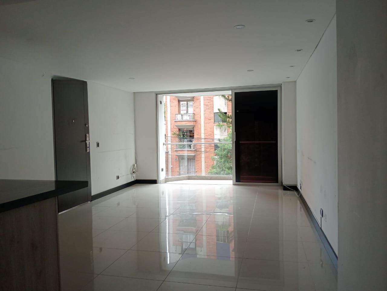 Apartamento en arriendo Antioquia Medellín La Castellana 110 m2 Habitaciones 3 Baños 3 Garajes 1 Precio $4600000