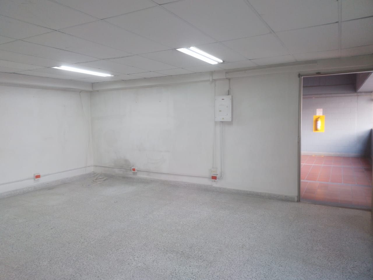 Oficina en arriendo Antioquia Medellín Moravia 45 m2 Habitaciones 0 Baños 0 Garajes 1 Precio $2000000