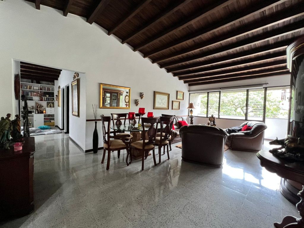 Apartamento en venta Antioquia Medellín Naranjal 130 m2 Habitaciones 4 Baños 3 Garajes 1 Precio $550000000