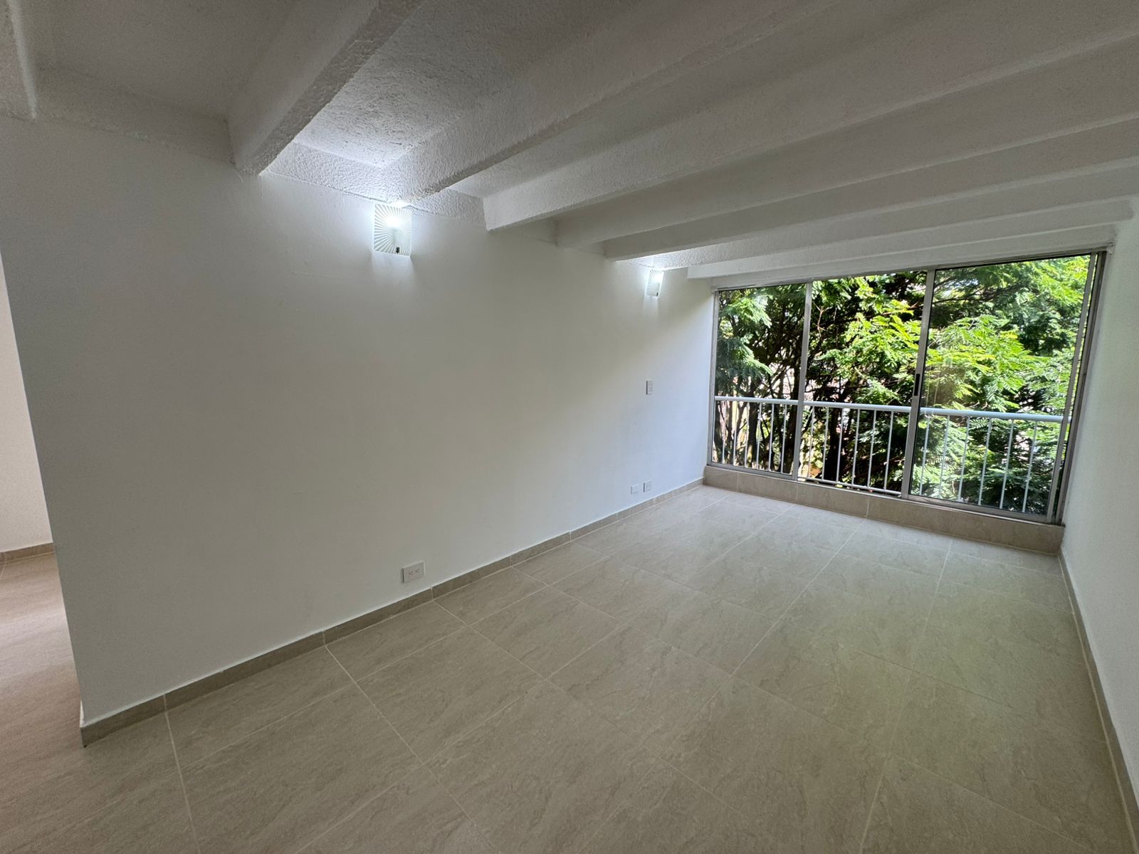 Apartamento en arriendo Valle Del Cauca Cali El Jordán 60 m2 Habitaciones 3 Baños 1 Garajes 1 Precio $1400000