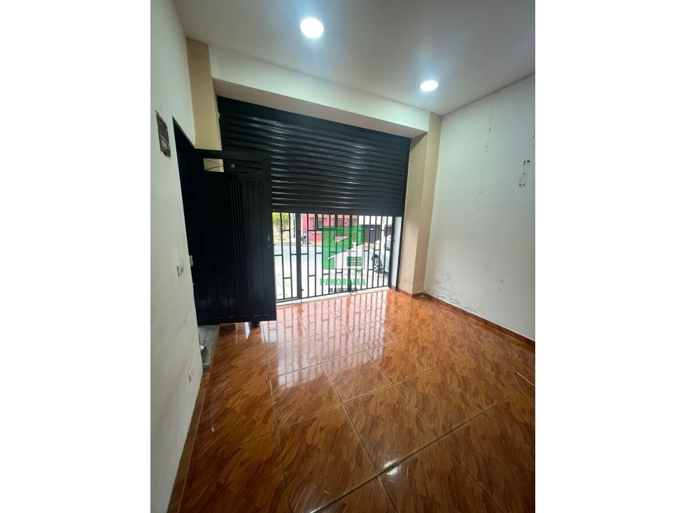 Apartamento en arriendo Antioquia Medellín Manrique Central No2 70 m2 Habitaciones 2 Baños 2 Garajes 0 Precio $2300000