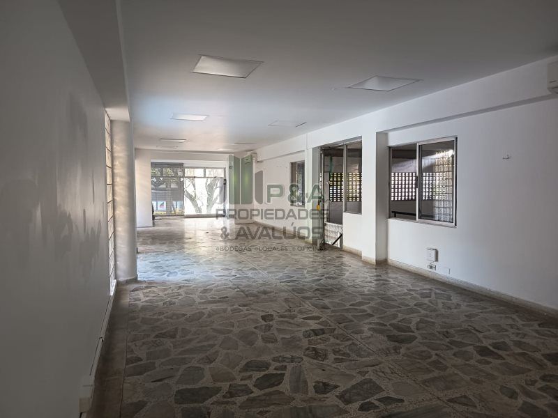 Bodega en arriendo Antioquia Medellín Guayabal 745 m2 Habitaciones 0 Baños 6 Garajes 0 Precio $26000000