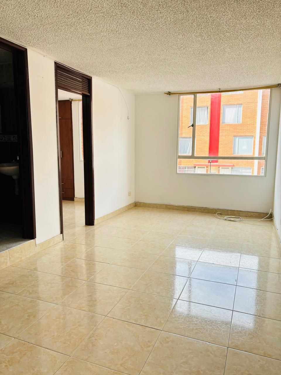 Apartamento en venta Cundinamarca Bogotá Cjr Bosque De Las Americas Casa 40 m2 Habitaciones 2 Baños 1 Garajes 0 Precio $200000000