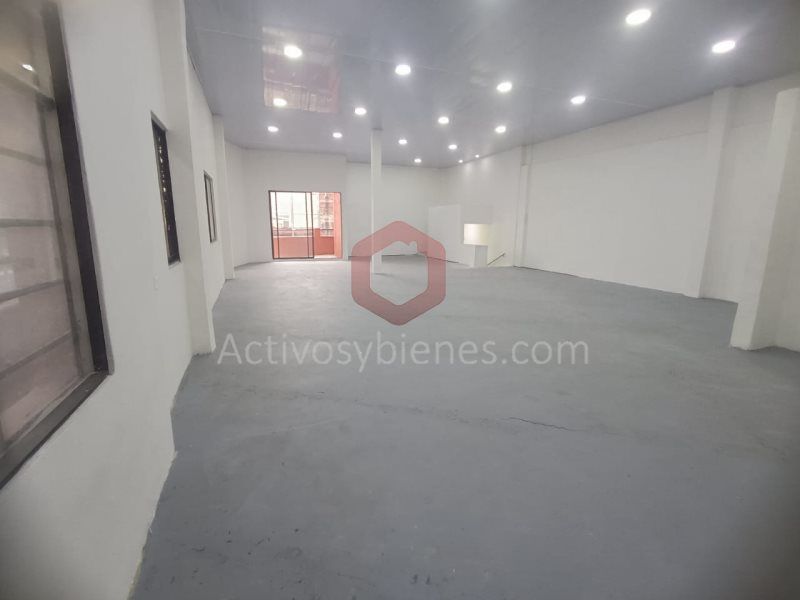 Local en arriendo Antioquia Envigado Zona Centro 130 m2 Habitaciones 0 Baños 6 Garajes 0 Precio $10500000