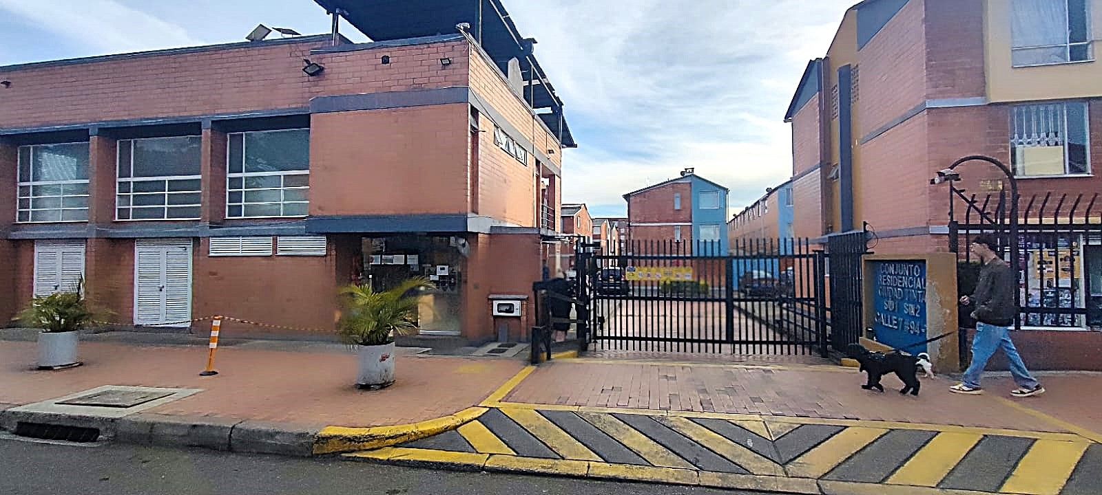 Casa en venta Cundinamarca Bogotá Cjr Ciudad Tintal I Sm 2 Slt 1 50 m2 Habitaciones 3 Baños 1 Garajes 0 Precio $220000000